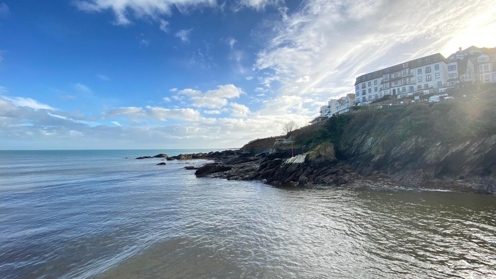 Looe With A View - Entire Apartment With Free Allocated Parking Zewnętrze zdjęcie